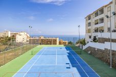 Apartamento en Benalmádena - Vistas al mar en Fuengirola–Piscina, Tennis, Playa