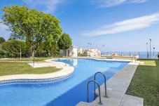 Apartamento en Benalmádena - Vistas al mar en Fuengirola–Piscina, Tennis, Playa