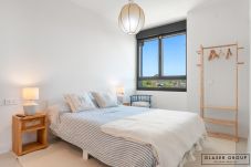Apartamento en Torremolinos - Álamos | Playa, Piscina y Terraza con 2 dormitorios