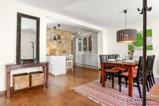 Appartement in Fuengirola - Fuengirola Center | Large Terrace, BBQ & Beach Nearby