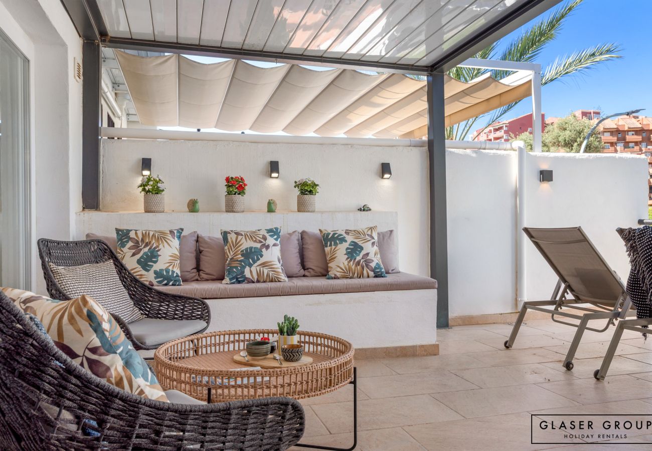 Appartement in Benalmádena - Pueblo Evita 1BR Apt with Sunny Terrace, Pool